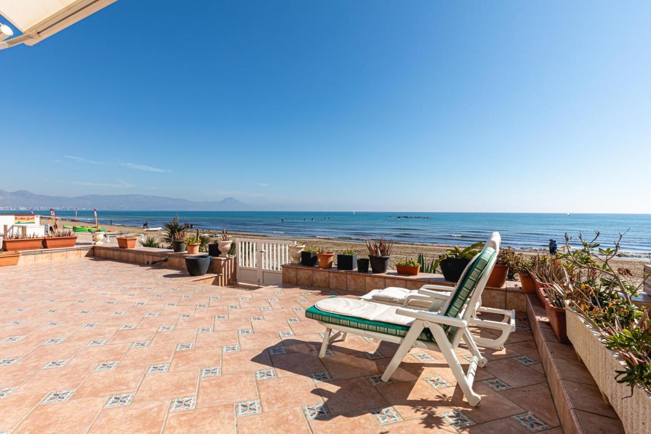 Beachfront Bliss: Apartamento A Pie De Playa Alicante Buitenkant foto