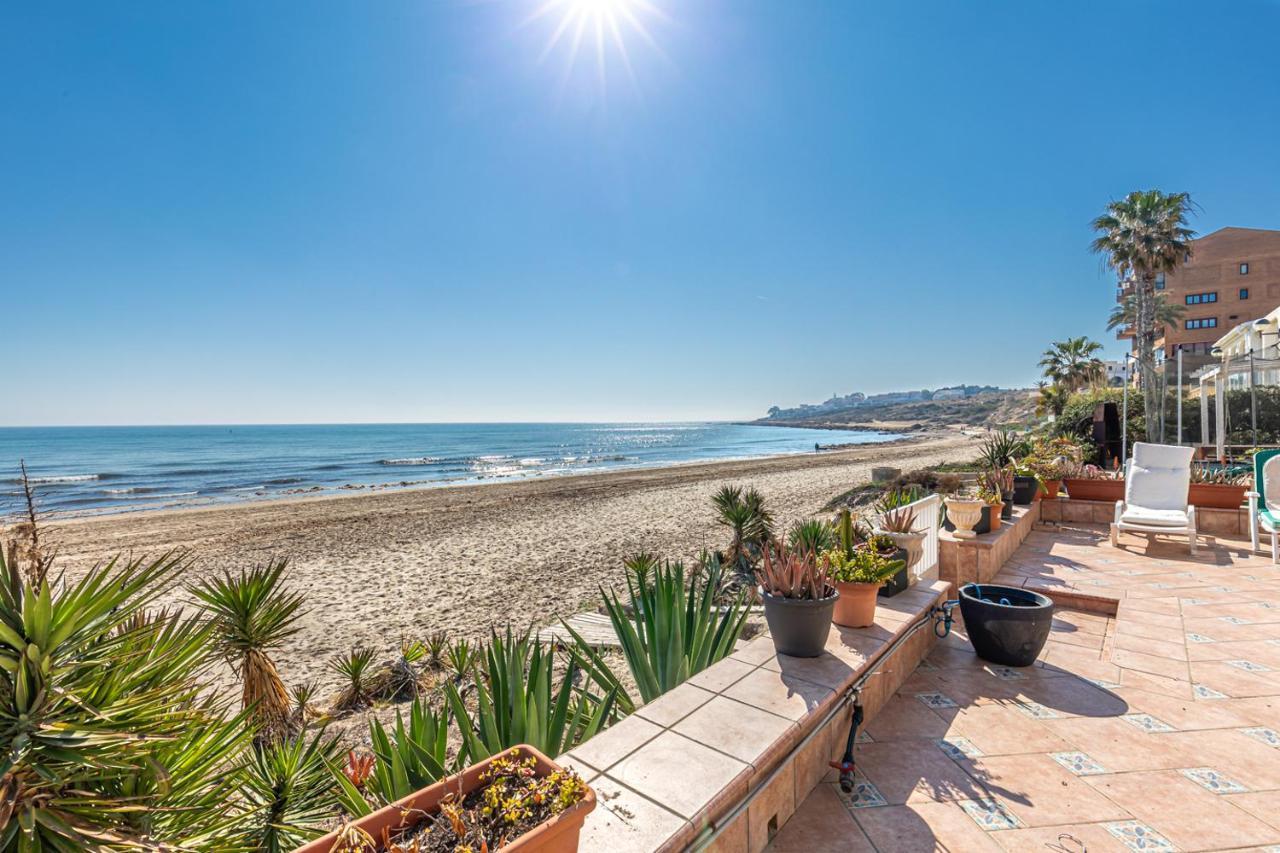 Beachfront Bliss: Apartamento A Pie De Playa Alicante Buitenkant foto