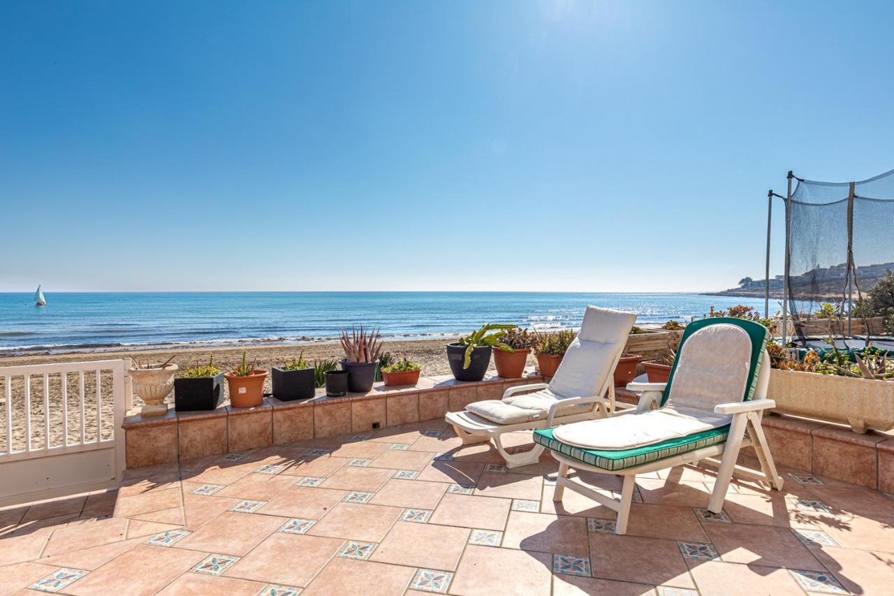 Beachfront Bliss: Apartamento A Pie De Playa Alicante Buitenkant foto
