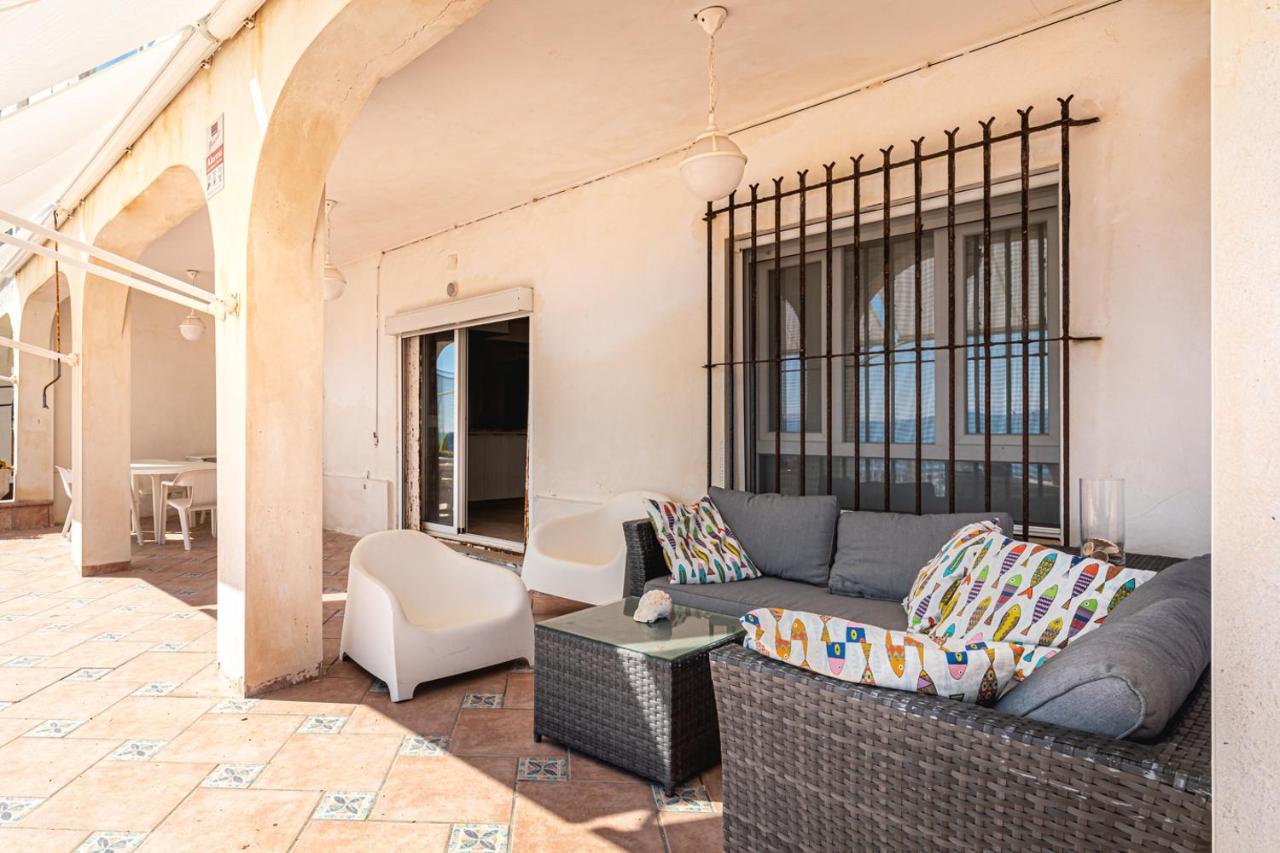 Beachfront Bliss: Apartamento A Pie De Playa Alicante Buitenkant foto
