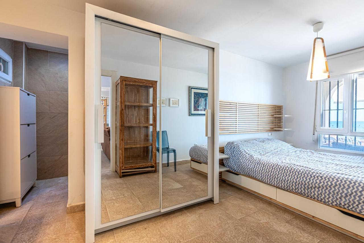 Beachfront Bliss: Apartamento A Pie De Playa Alicante Buitenkant foto