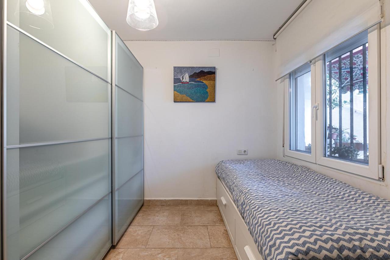 Beachfront Bliss: Apartamento A Pie De Playa Alicante Buitenkant foto